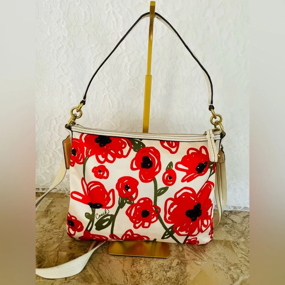 Coach 22440 poppy flowered red Stylish white and Green Women's Bag - Picture 3 of 11